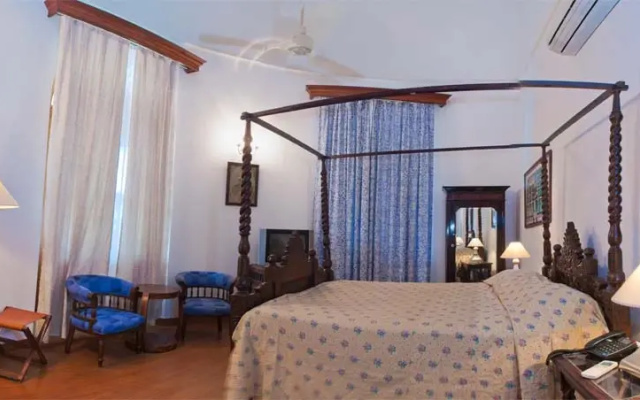 Baradari Palace