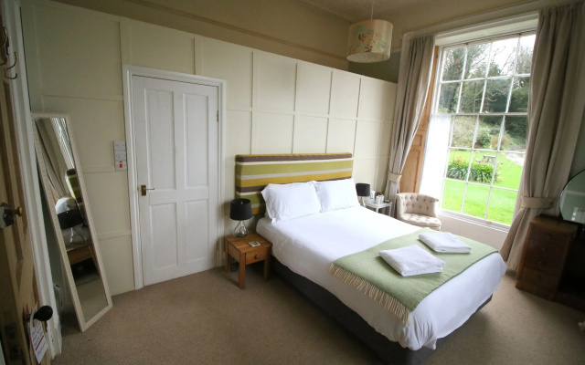 Laston House
