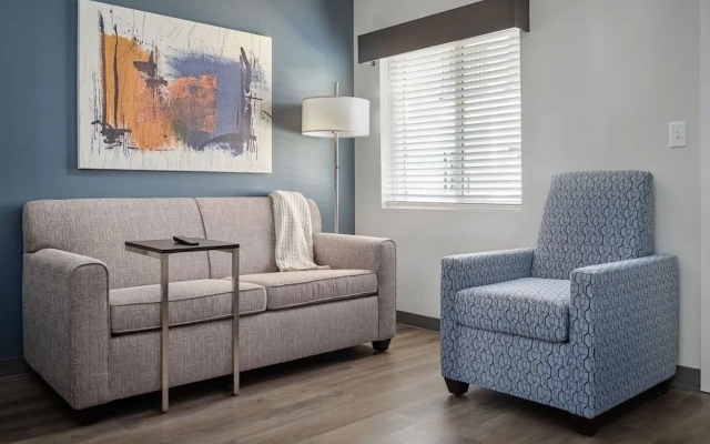 stayAPT Suites LaGrange