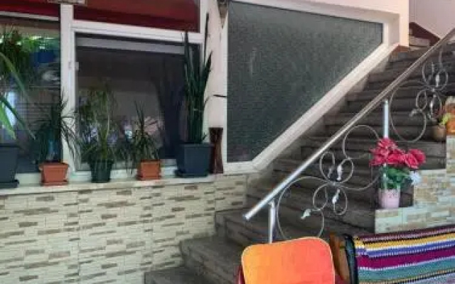 5 Minutes From The Beach