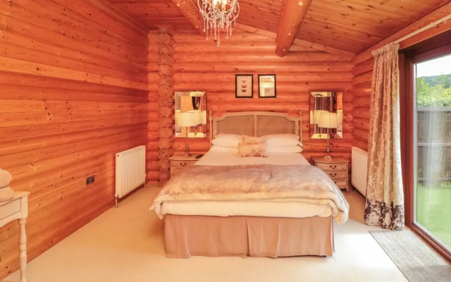 Endeavour Lodge 4