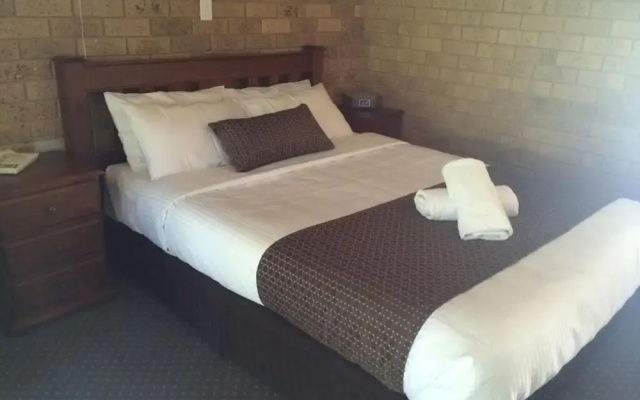 High Country Motor Inn