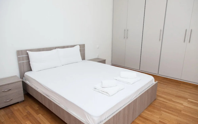 Luxury Apt in central Athens