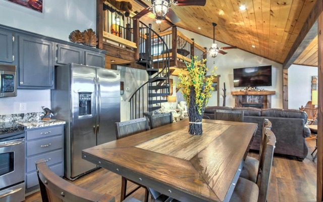 Smoky Mountain Loft