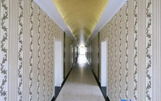 Mingren business hotel in Zaozhuang