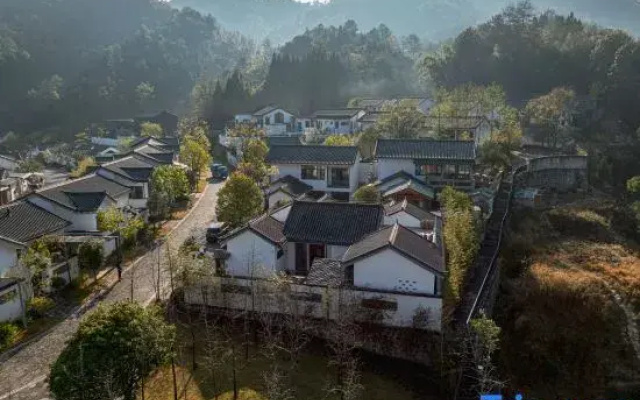 Magu Valley Cidi Hot Spring Homestay
