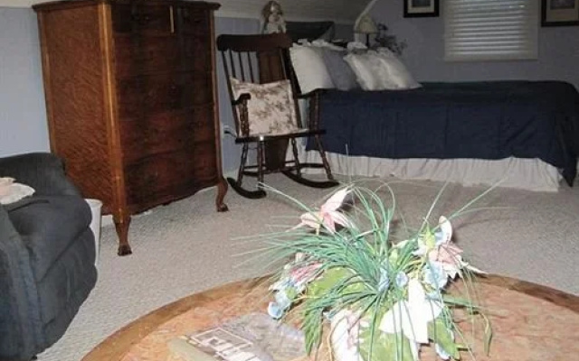 The Albee Farm Bed & Breakfast