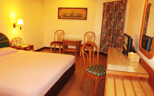 Losari Beach Inn