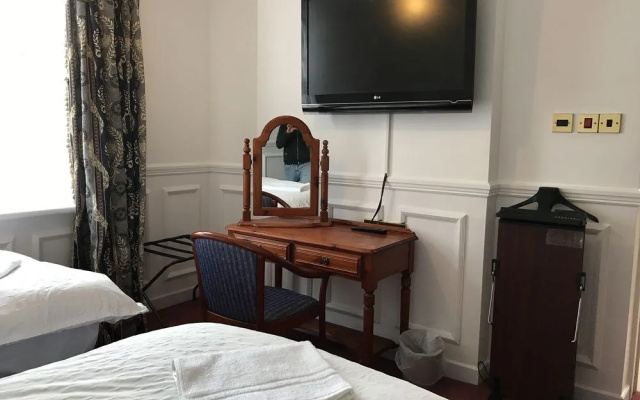 Park Inn Palace