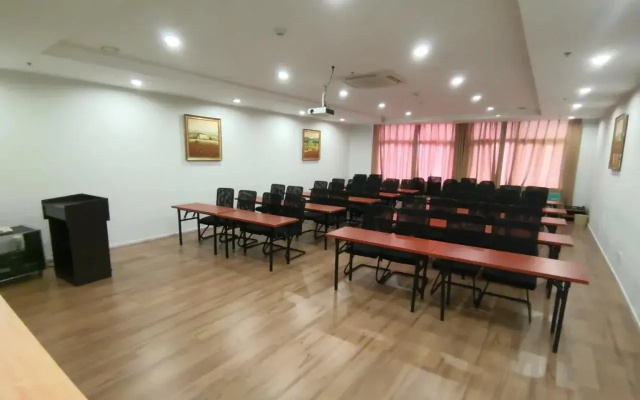 Hanting Hotel Chongqing Nanping Walking Street Center