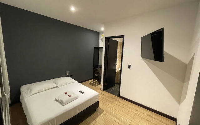 Hotel Zugi Inn
