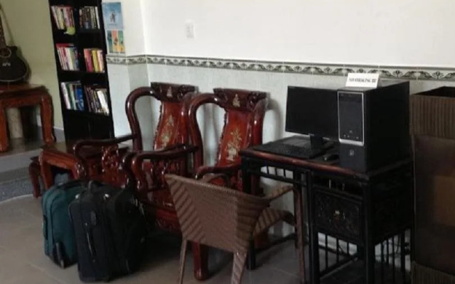 A74 Guesthouse