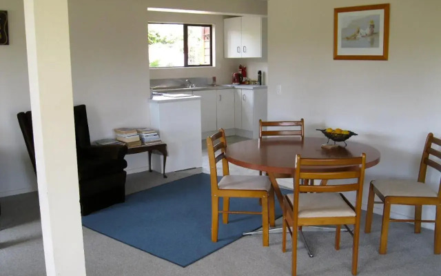 Cooks Beach Gem - Cooks Beach Holiday Unit