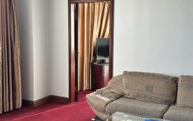 Century Star Hotel