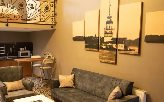 The Hera Suite Hotel