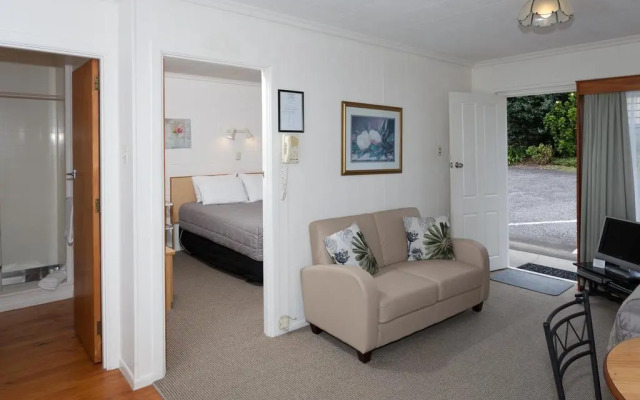 Brookby Motel