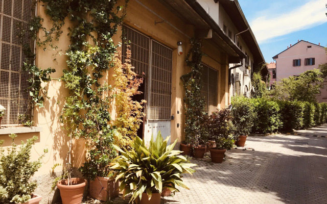 Loft Navigli with Private Garden