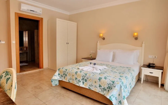 The Blue Lagoon Deluxe Hotel