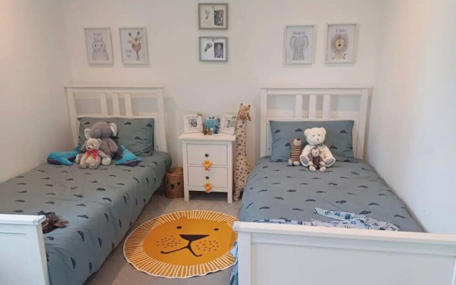 Cozy London Apartment With 2 Bedrooms