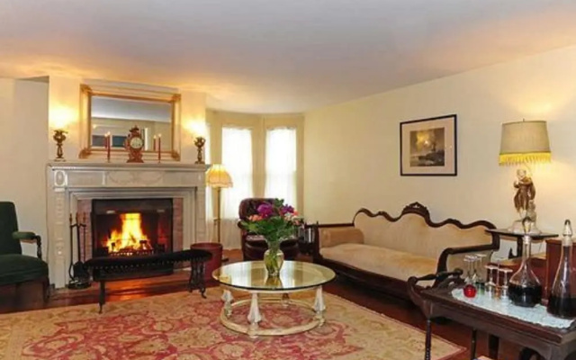 Wainwright Inn
