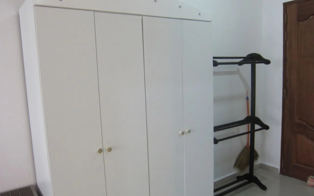 Labu Labi Residence
