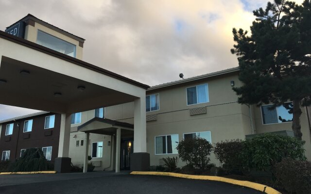 Red Lion Inn & Suites Sequim in Sequim, United States of America from 215$, photos, reviews - zenhotels.com hotel front