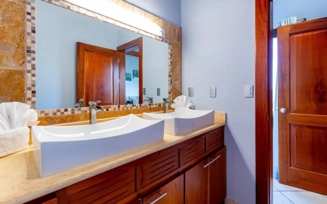 1-Bedroom Ocean-View Condo with Pool