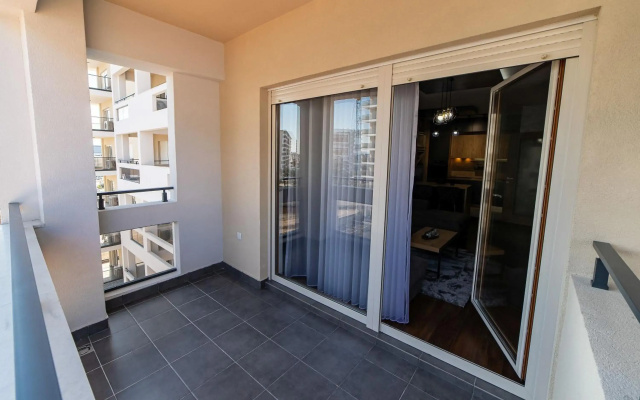 Apartments 28 Master Quart