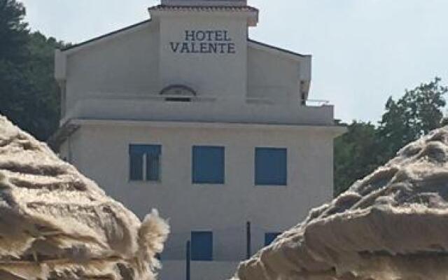 Hotel Valente Ортона вид на фасад