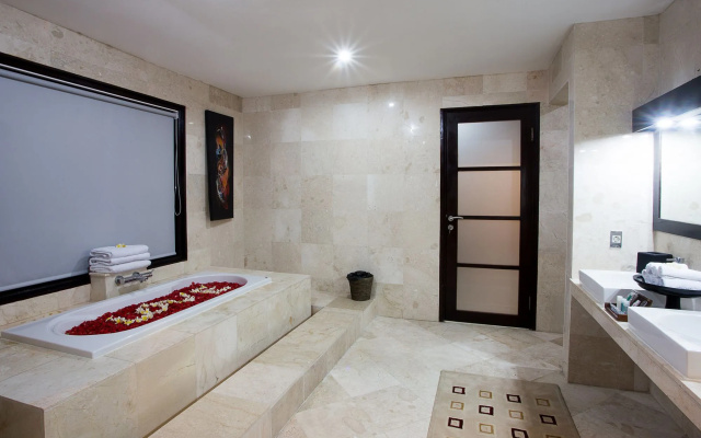 Cometa Villas Seminyak by Premier Hospitality Asia
