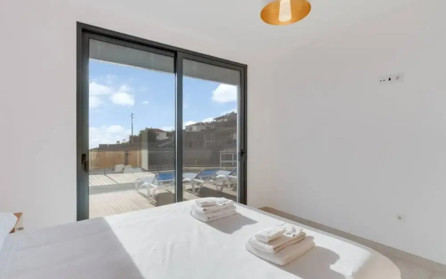 Casa Mozart II 15B in Estreito da Calheta