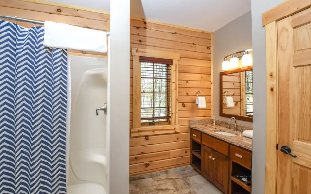 Rockledge Manor 4 Bedroom House