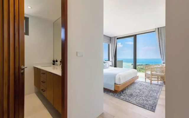 Villa Aroka 4 Bed Sea View KBR41