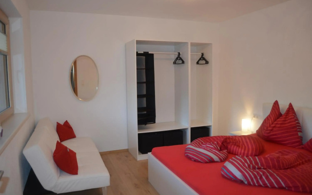 Apartment Klein & Fein
