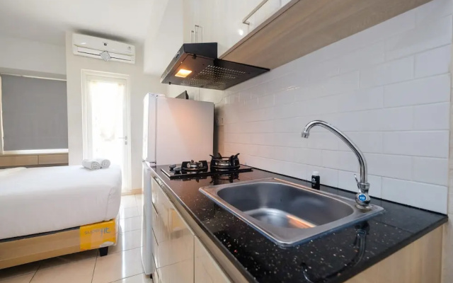 Deluxe Studio Apartment @ Springlake Summarecon