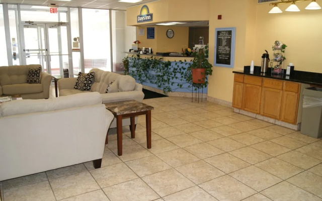 Days Inn Shelby
