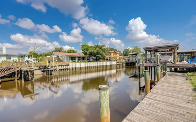 Waterfront Jacksonville Retreat w/ Boat Dock!