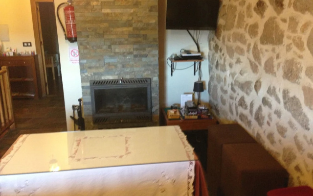 Apartamentos Rurales A Fala