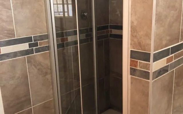 Khuvena Guest House