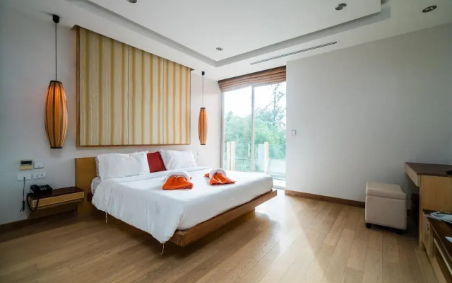 Beachfront Apartment - Walk in the Sand