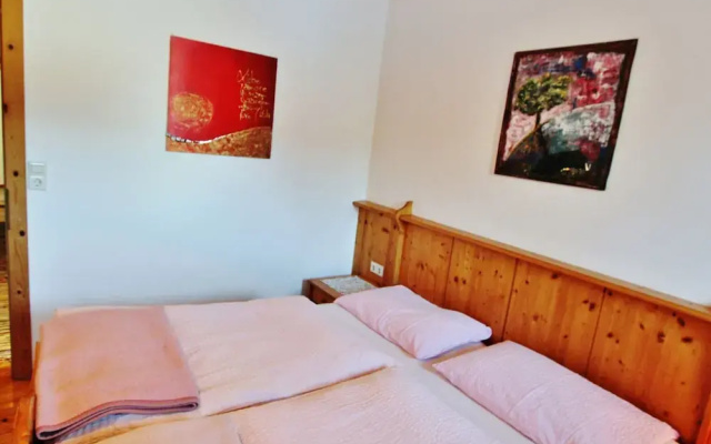 Lovely Apartment in Tropolach With Sauna