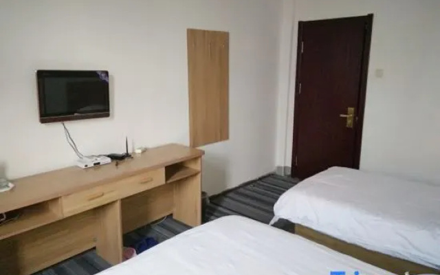 Yuying Hotel (Shijiazhuang No.43 Middle School Shop)