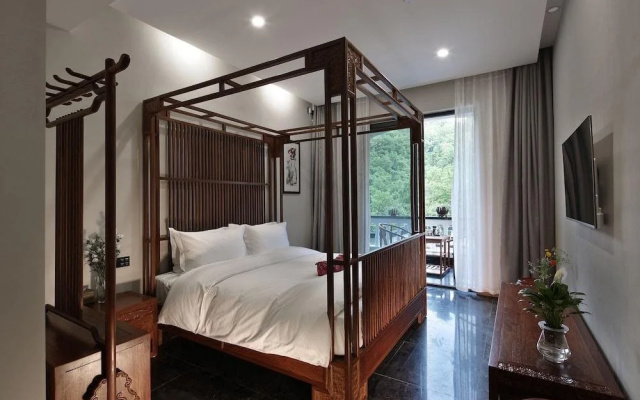 Chayan Hotel