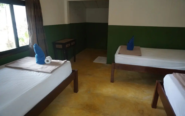 The Beach Village - Hostel