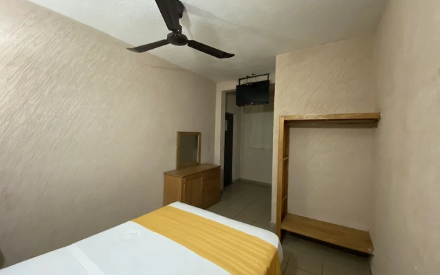 Hotel Mariposa