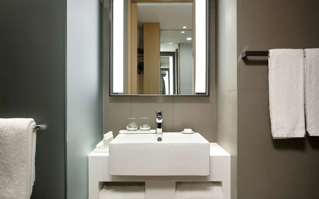 L7 MYEONGDONG by LOTTE HOTELS