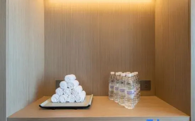 Lavande Hotel (Guangzhou Baiyun Airport Longgui Metro Station)