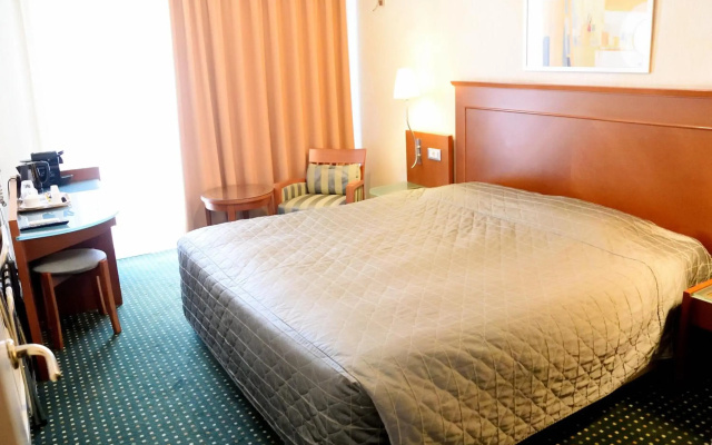Adrian Hotel