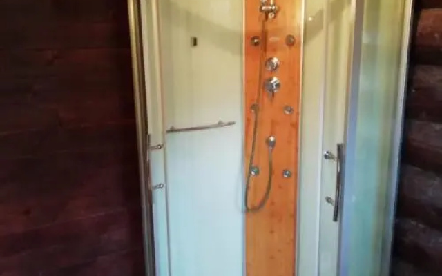 Le Chalet En Bois 2