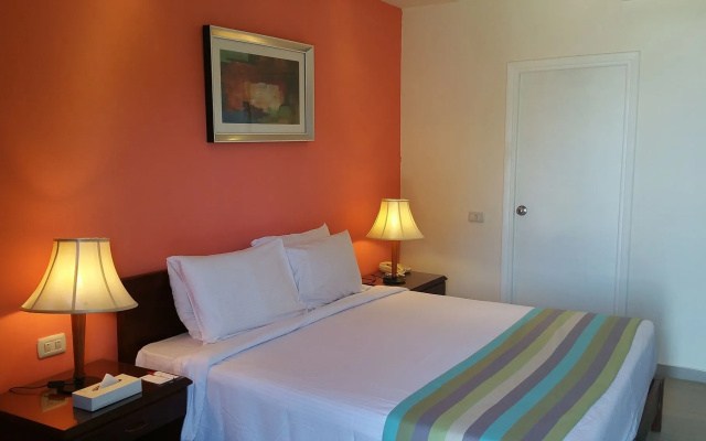 Xperience Hill-Top Beach Resort